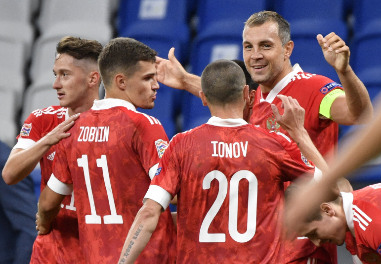 半岛体育登入-包含马耳他队晋级下一轮，获得胜利的词条