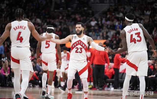 半岛体育app官网-华艾尔斯主场取胜，豪取三分