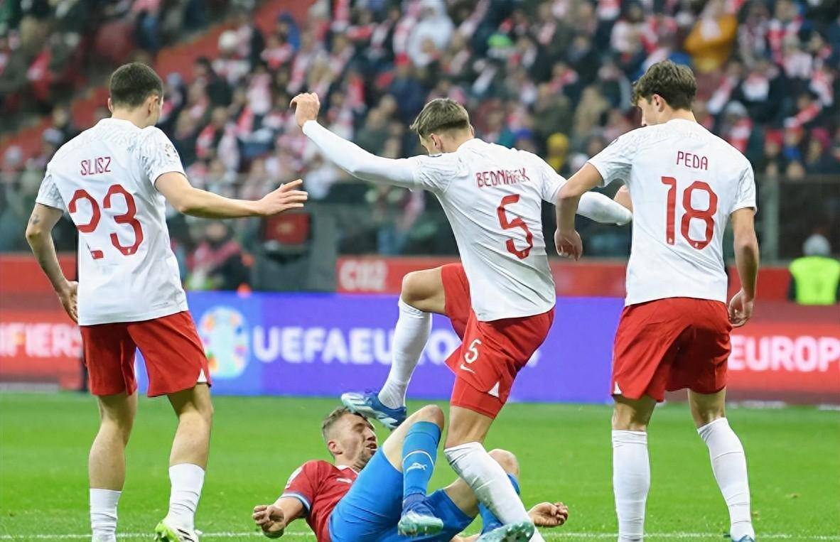 半岛体育综合官网-捷克队客场逼平挪威队，遗憾失分的简单介绍