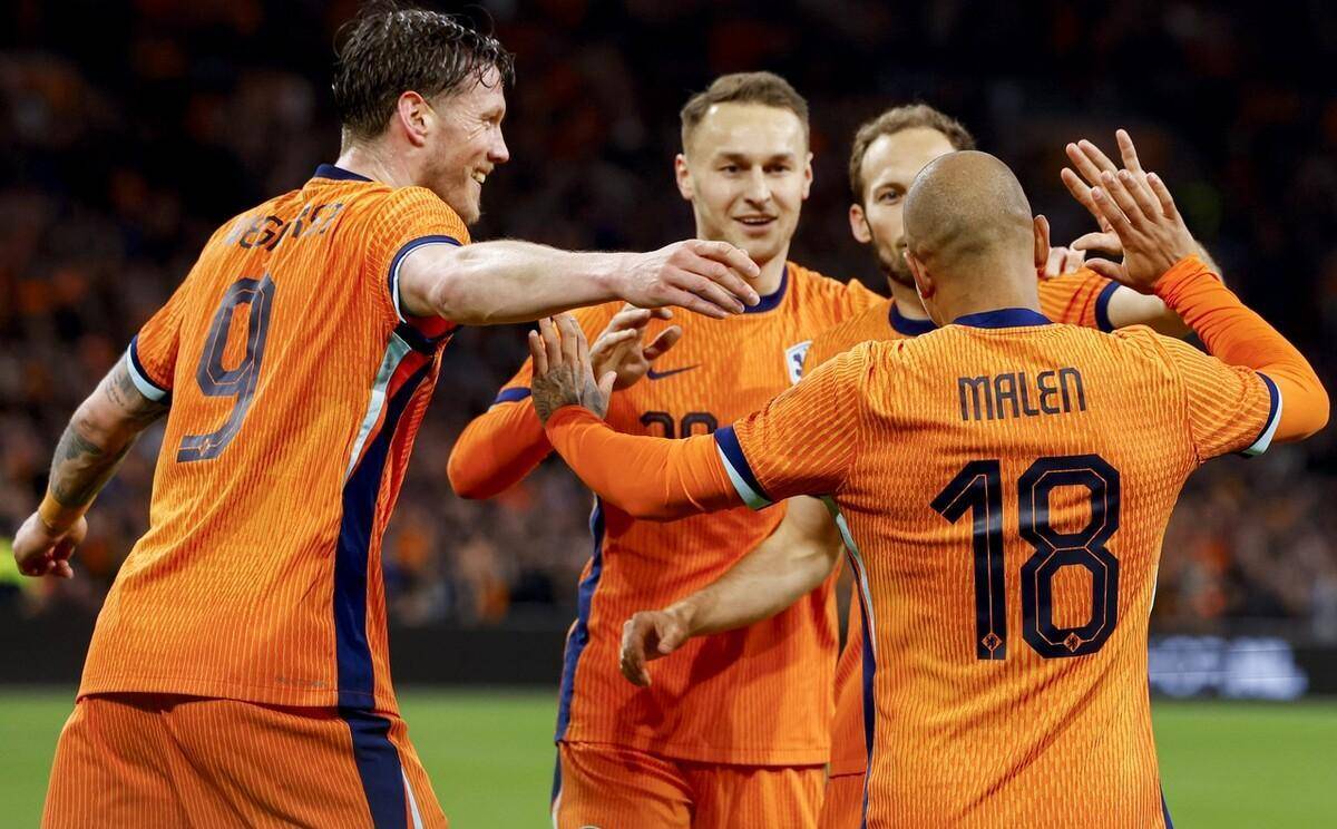 半岛体育在线网站-荷兰主场大胜马其顿，提前锁定强资格